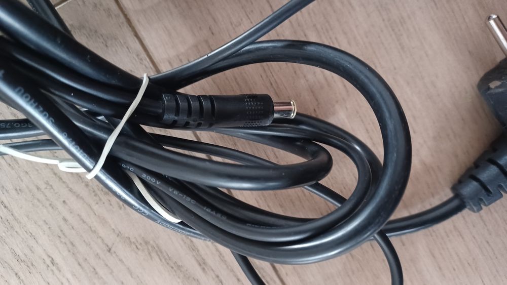 Ladowarka do laptopa LG