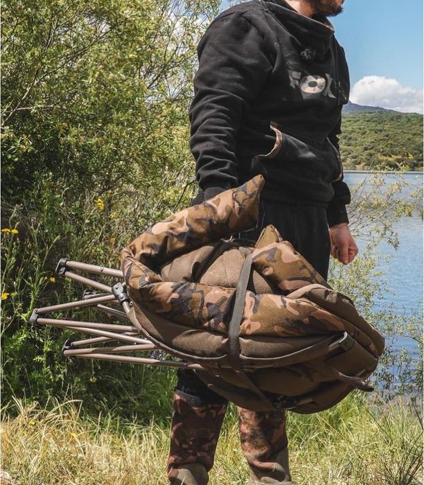 Крісло коропове Fox Lounger Chair