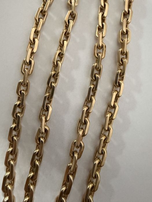 Золотая большая якорьная цепочка б/у