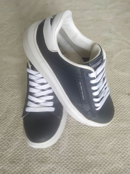 Buty sportowe SPRANDI r. 37