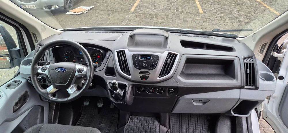 Ford TRANSIT  Ford Transit z małym przebiegiem