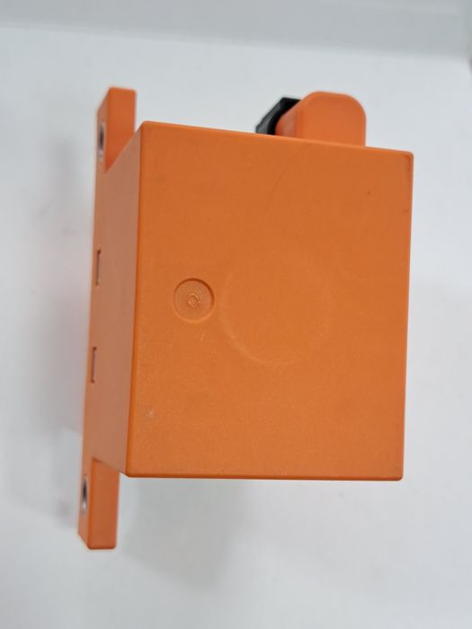 Контактор высоковольтной  батареи V23720-A0002 Mercedes-Benz EQC