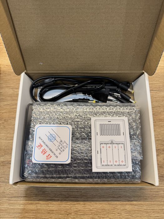 ДБЖ з акумуляторами для роутера UPS