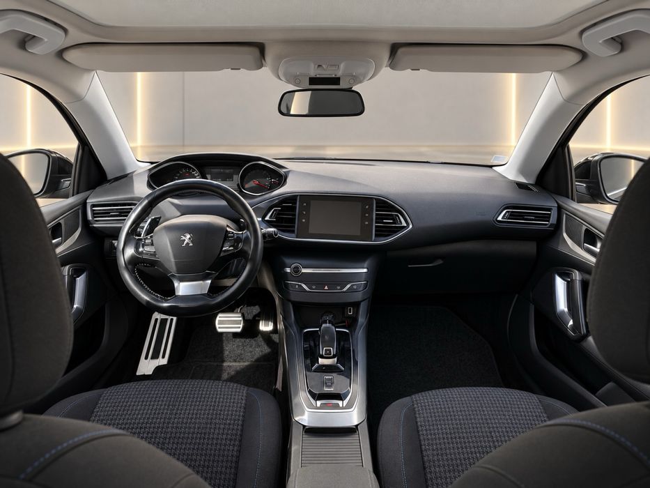 Peugeot 308 style preto