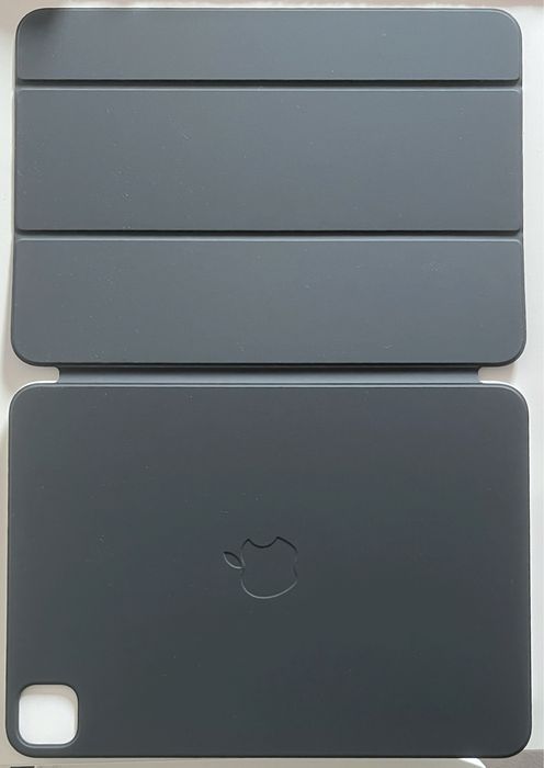 Capa Apple Smart Folio para iPad Pro 11” M4 e M5 na cor preta