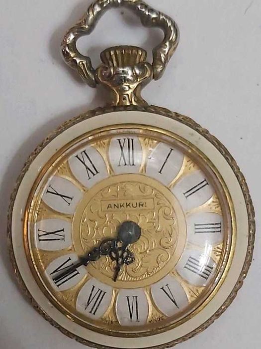 Sete Relógios Bolso