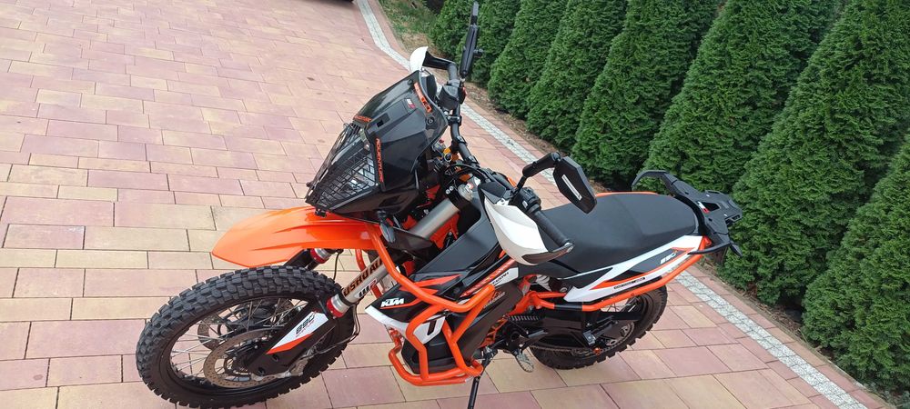 KTM