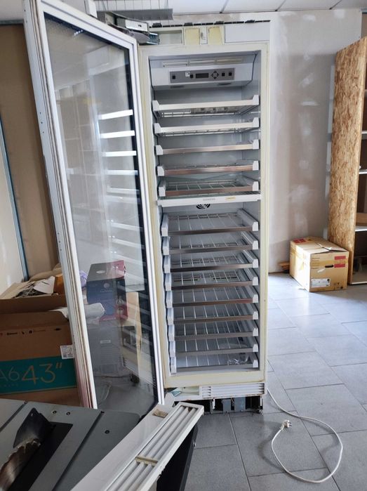 Garrafeira Siemens CI24WP00