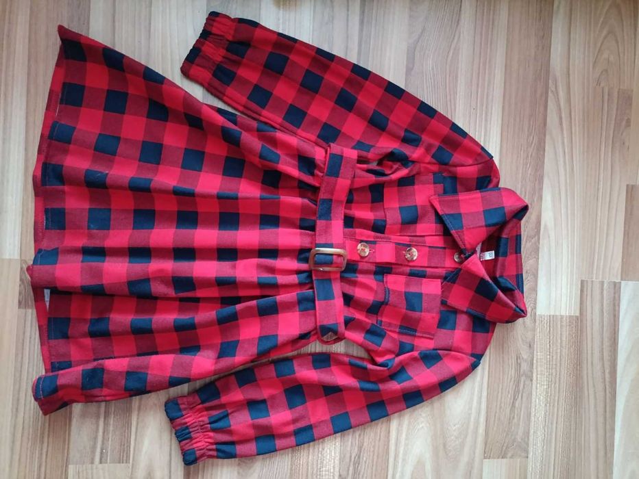 Продам красиве платтячко 110-116 р