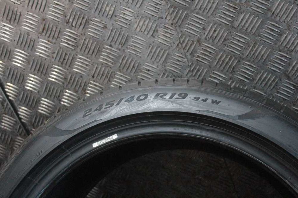 245/40/19 Pirelli P Zero 245/40 R19 94W 2023r SealInside
