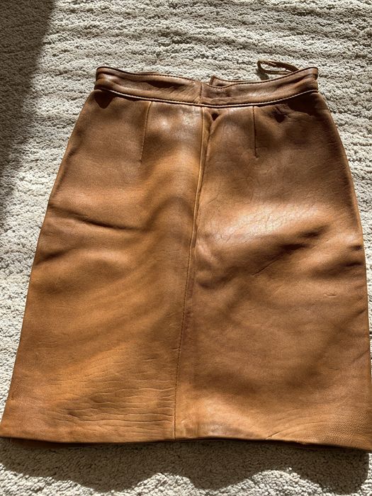 Karmelowa skórzana spodnica
