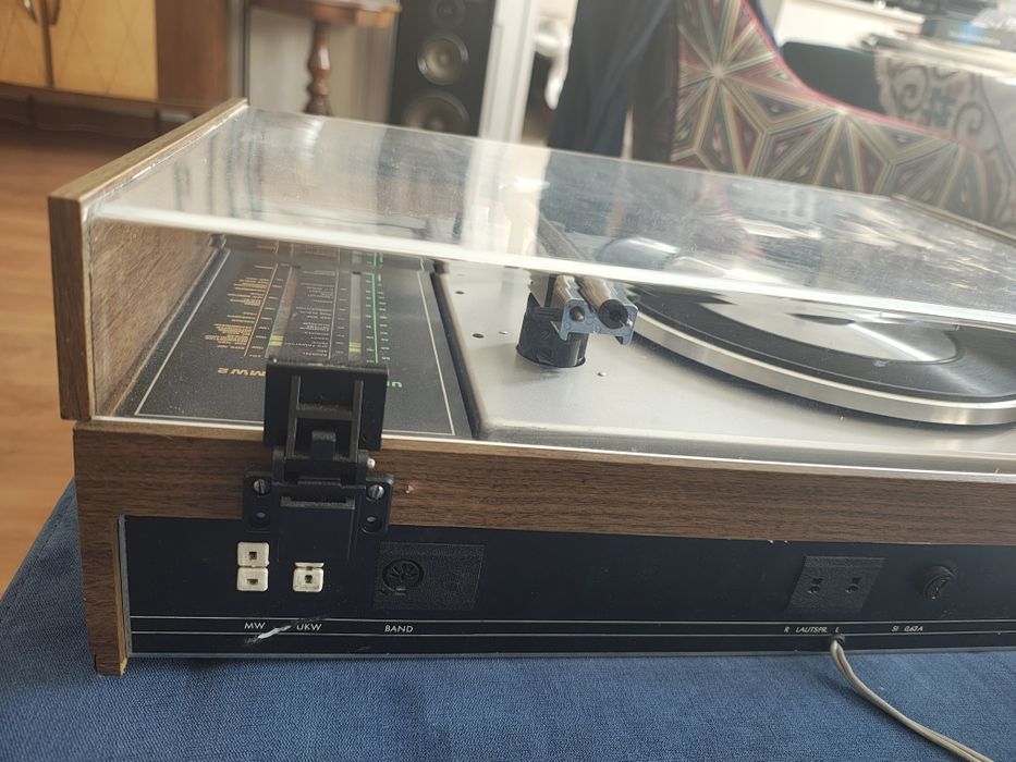 Philips gramofon-radio-bt