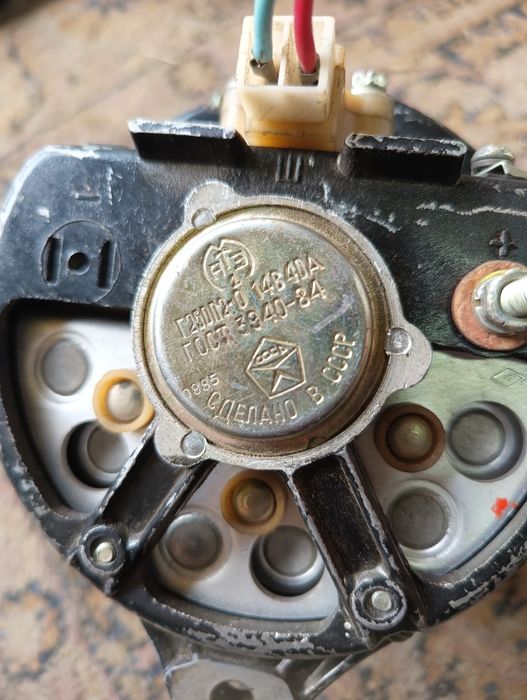 Генератор новый на Волгу,Газель ЗИЛ, Газон