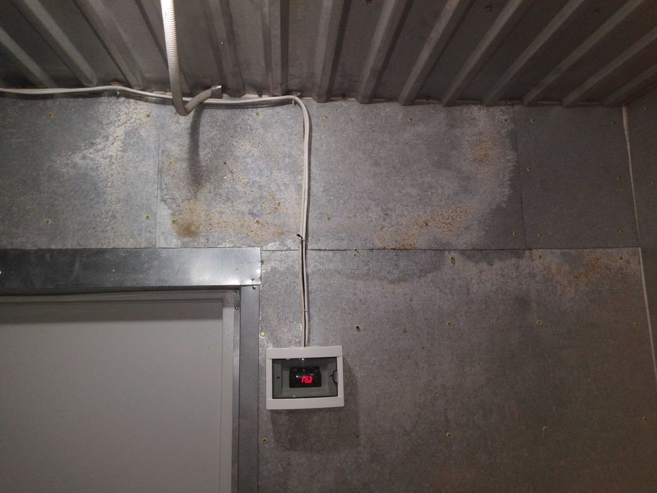 Холодильный агрегат для охлаждения цветочных комнат хранения продуктов