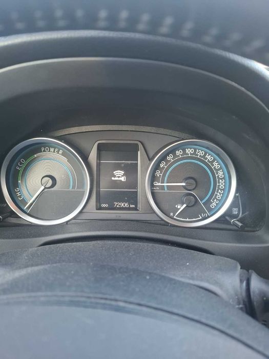 Toyota Auris 1.8 Híbrido | Caixa Automática | Preto | 2013