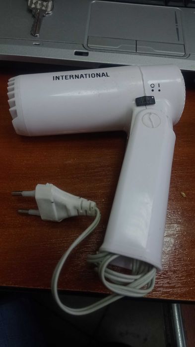 Дорожный фен International