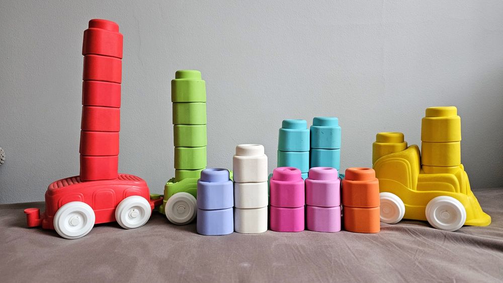 Clementoni - pociąg gumowy i klocki Soft Clemmy - 2 zabawki