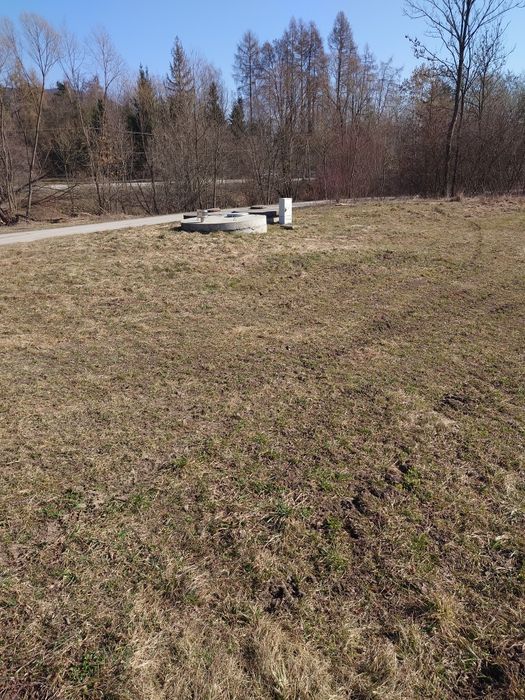 Sprzedam działkę w centrum Męciny