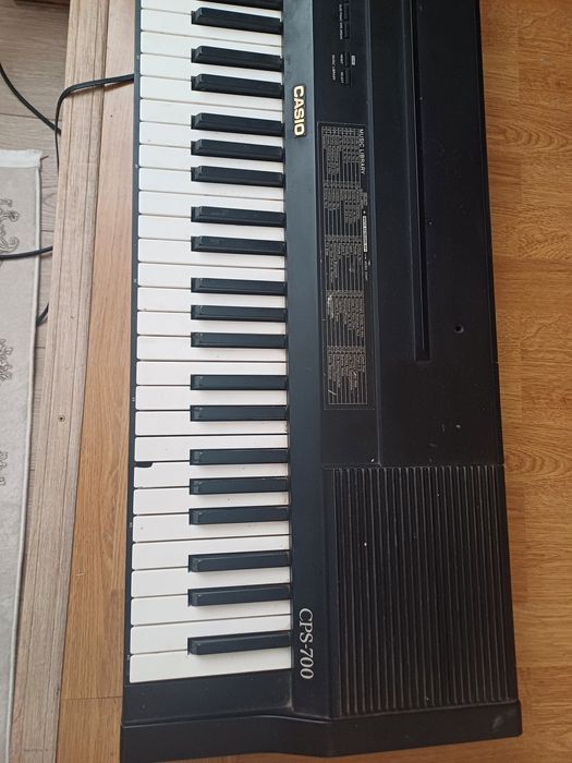 Синтезатор Casio CPS 700