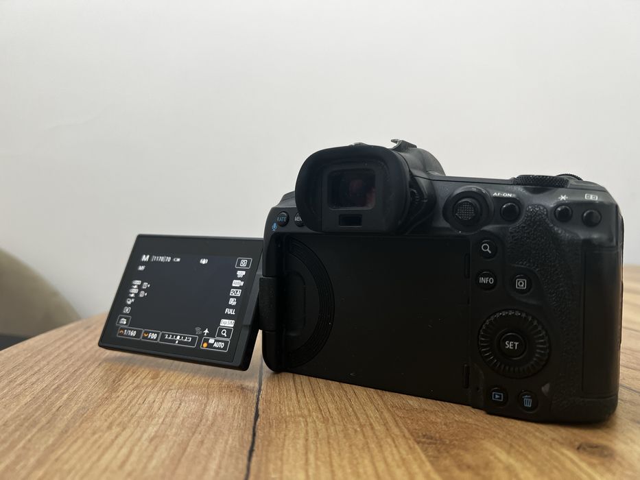 Canon eos R5 como nova