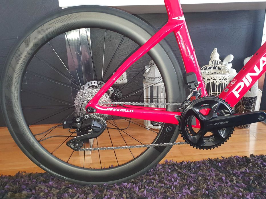Pinarello F Disco (Di2 - 24v) - NOVA