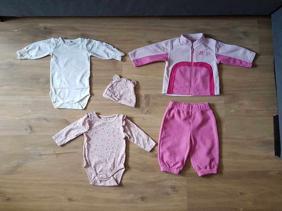 Zestaw ubranek dla noworodka 56/62/68/74 body pajac bluzy skarpetki