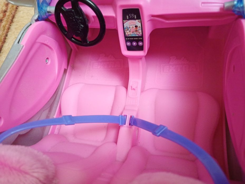 Samochód dla lalek Barbie