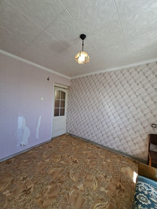 Продам 3х квартиру,2 поверх/2, вул.Січнева