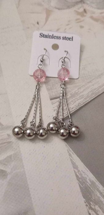 Brincos em aço inoxidável