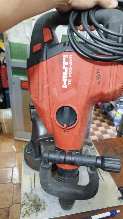 Martelo Hilti TE 700