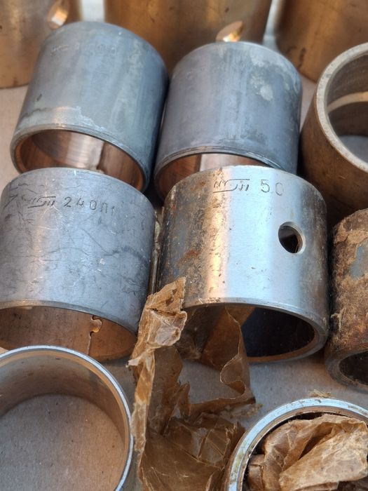 Втулки шатуна(ЗАВОД) ЯМЗ(МАЗ)КАМАЗ МТЗ(240,245,260)СМД ЮМЗ(д65)ГАЗ ЗІЛ