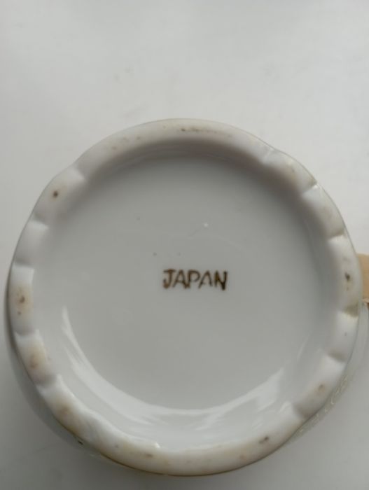 Сервиз на шесть персон. Производство Япония  70 годы.