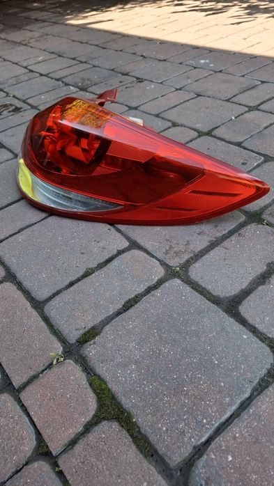 Lampa  hyndai veloster tył prawy