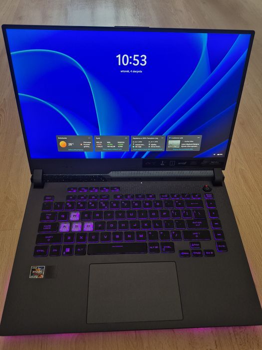 Laptop Asus Rog Strix G513RM, RTX 3060 140w, ryzen 7 6800h