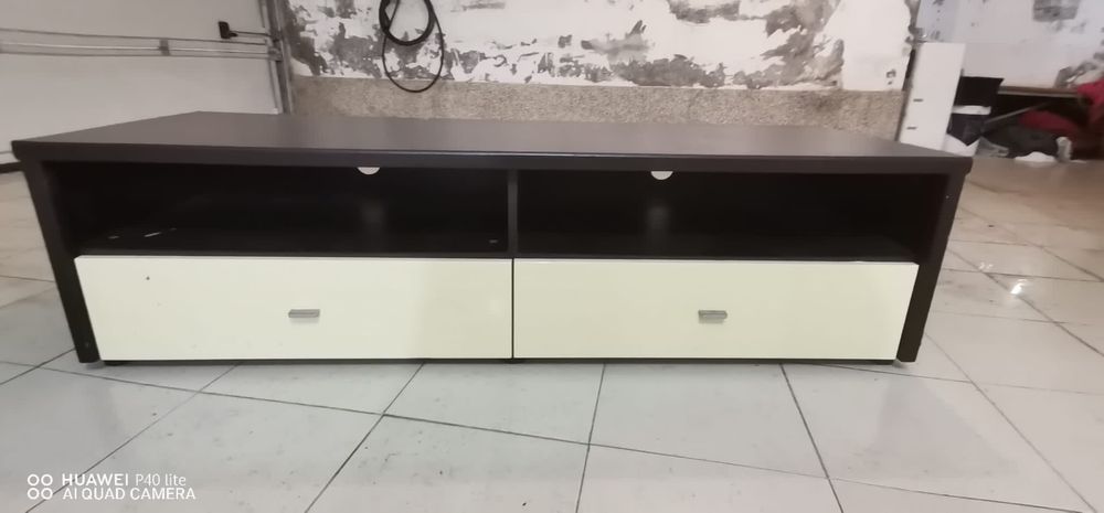 Movel televisão - Preto / cru
