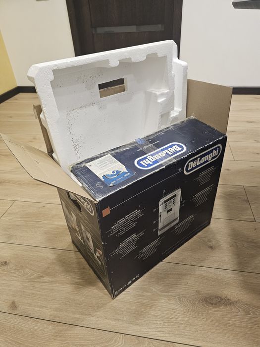 Продам кофемашину DeLonghi Magnifica S ECAM 22.110.B