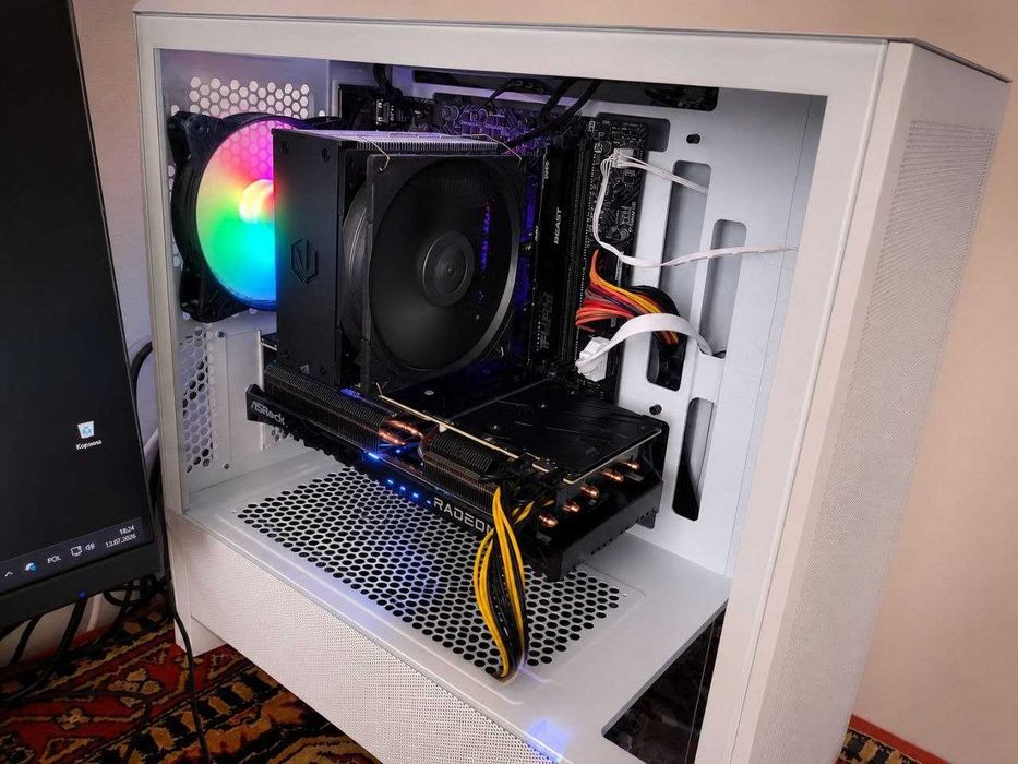 Komputer Gamingowy RX 7700 XT | i5-12400F | 32 GB DDR5 | SSD NVMe 1 TB