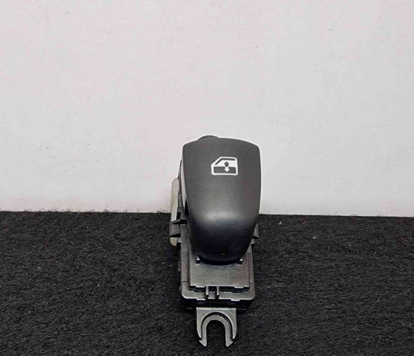Comando / Botão / Interruptor Vidros Trás Direito - NISSAN QASHQAI II