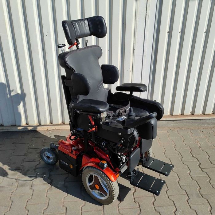 Wózek inwalidzki elektryczny Permobil C400 z windą