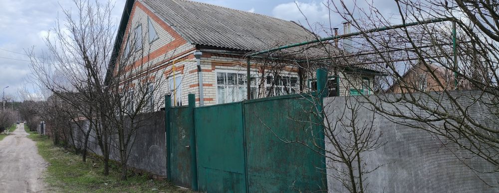 Продаж будинку Тростянець