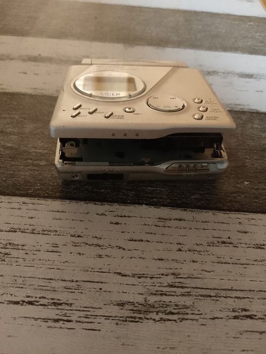 Sharp portable recorder