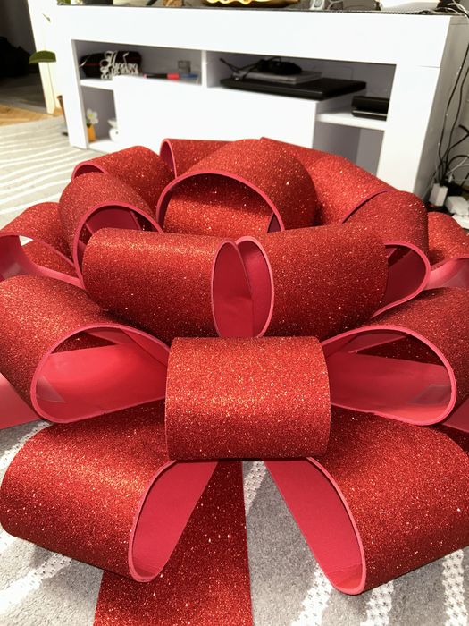 Бант на авто, оренда червоного банта на подарок машини, Київ