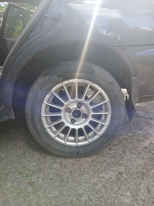 Продам Митсубиши ланцер