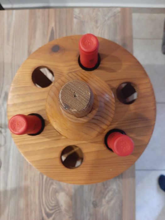 Garrafeira para 6 garrafas