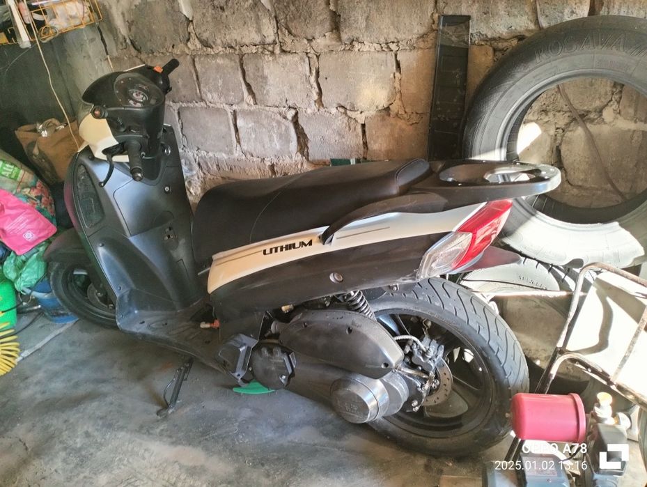 Продам Скутер Honda sh 150