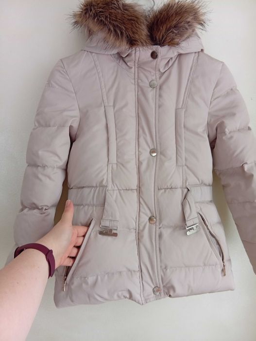 Beżowa pikowana dziewczęca kurtka zimowa 152