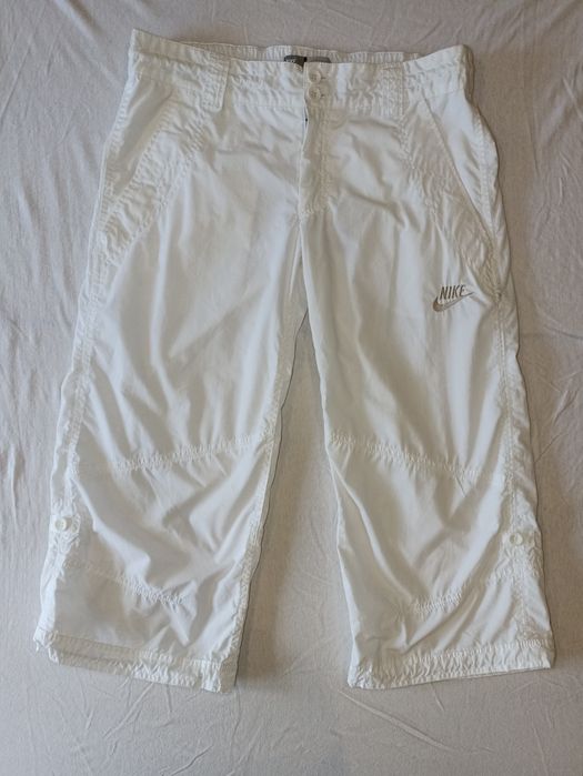 Білі бріджі/шорти nike