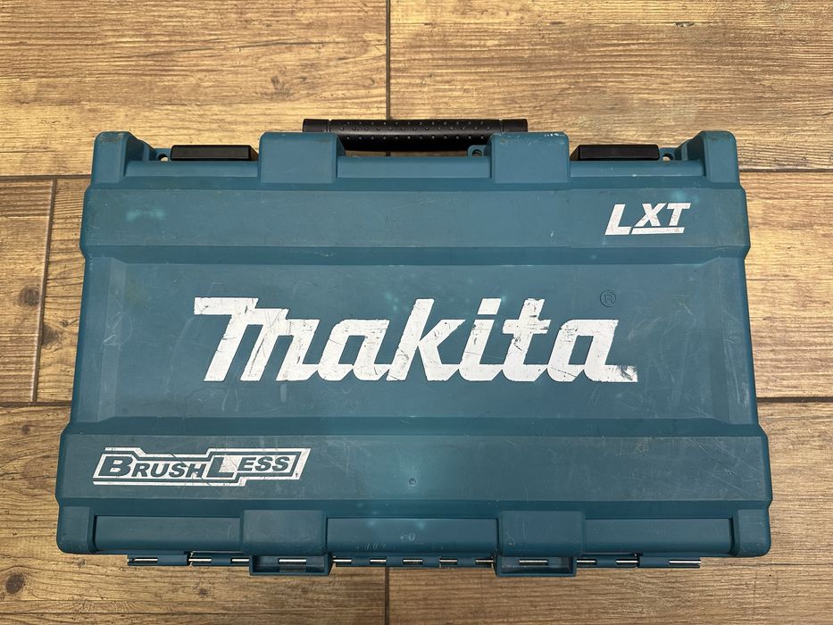 Walizka, skrzynka transportowa na zakrętarkę i wkrętarkę Makita