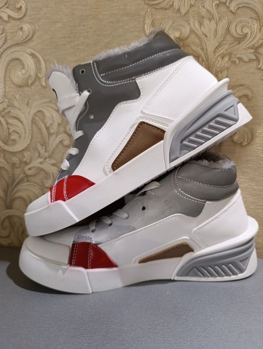 Зимовi теплі черевики 38 р.