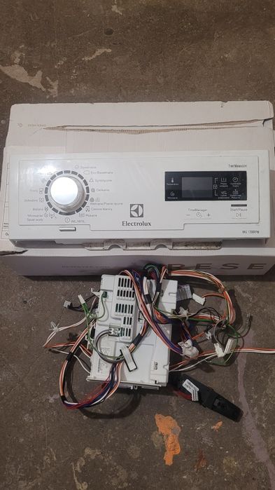Panel sterowania pralki Elektrolux ewt1266edw